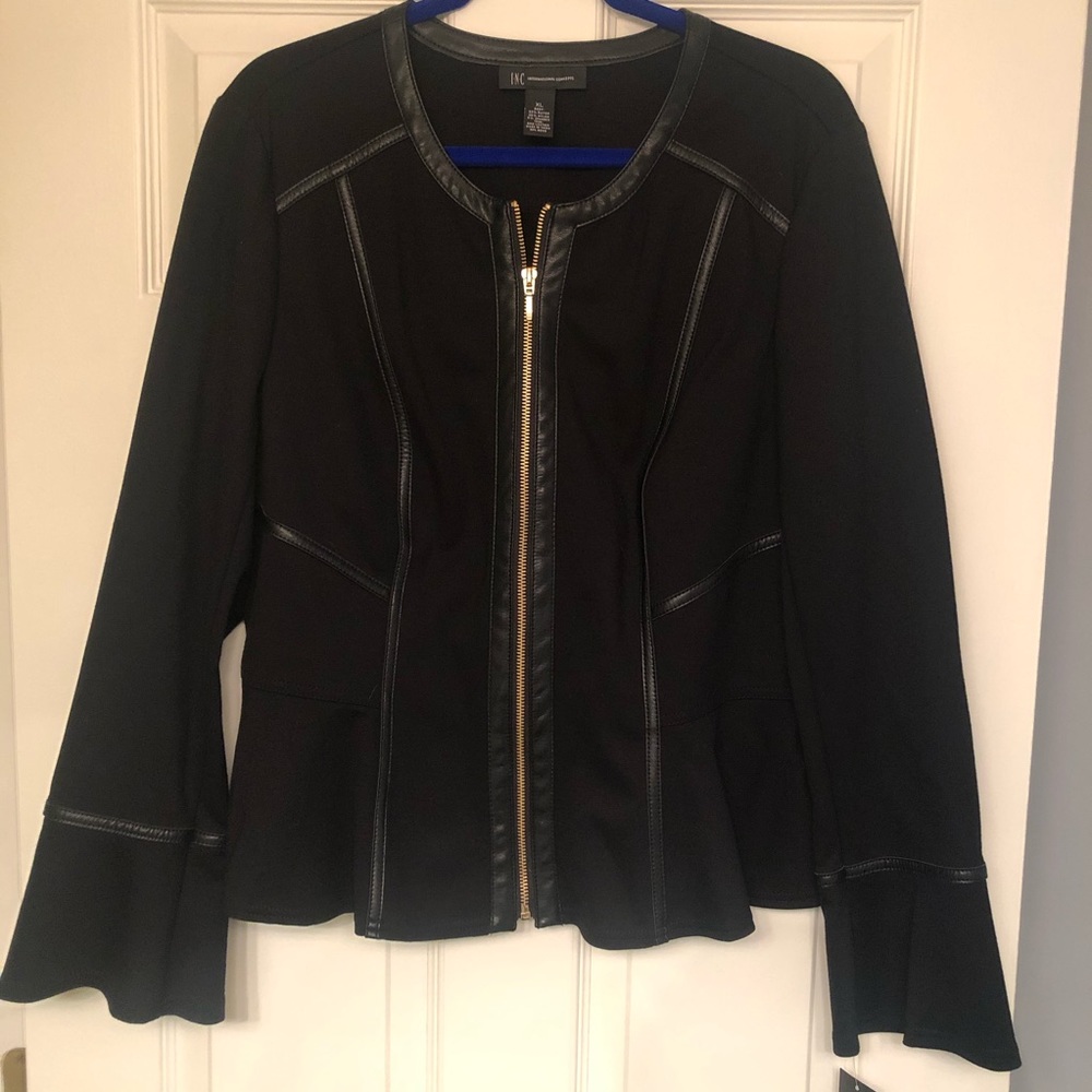 NWT INC jacket xl